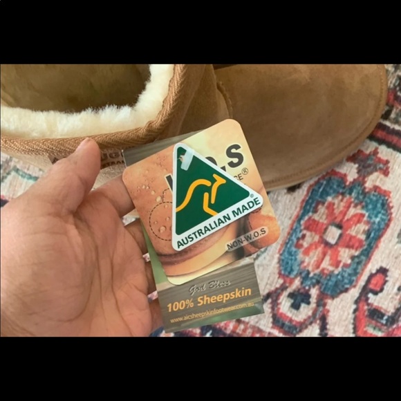 Australian UGGS - Picture 5 of 6